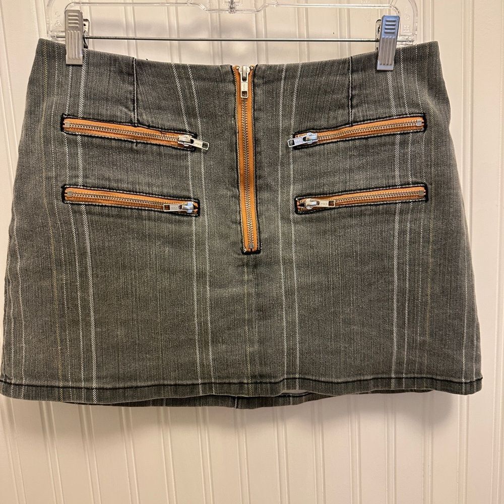 Urban Outfitters Mini Skirt Size Med